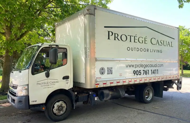 Protege Casual delivery truck