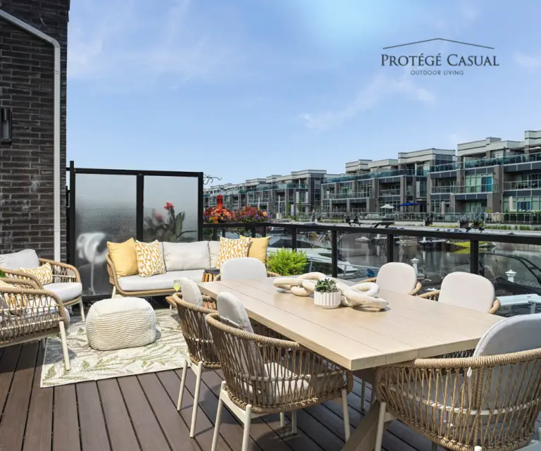 Outdoor Dining Set at Friday Harbour