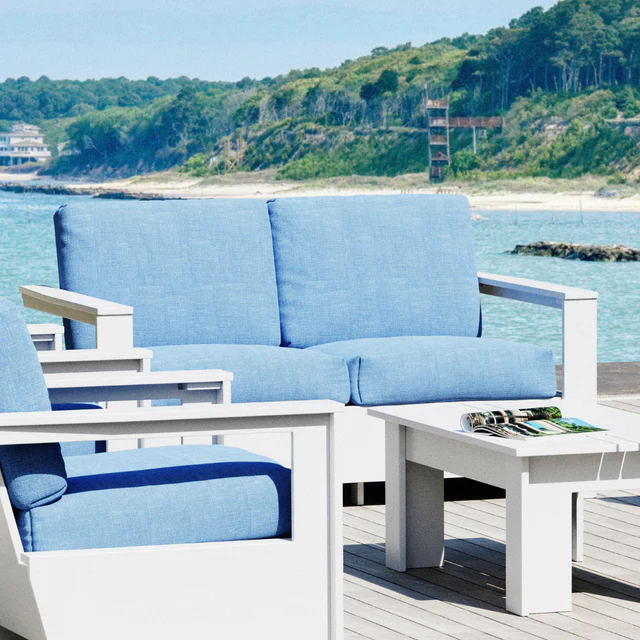 HuronLoveseatPhotoRender_640x_crop_center